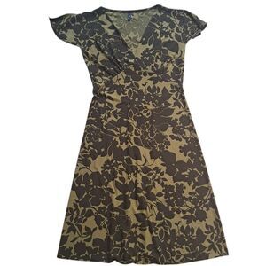 Vintage Trixxi Y2K Floral Print V- Neck  Retro Fit & Flare  Medium Sea Green